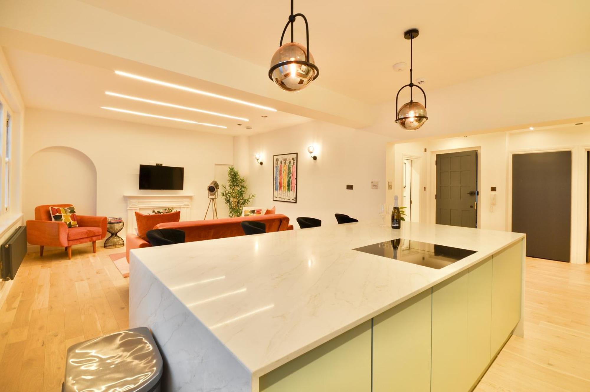 Newly Refurbished W/ River Views London Exteriör bild